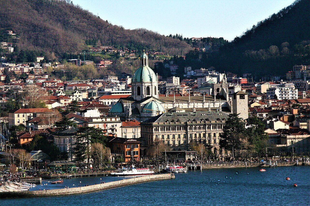 Lungolago di Como